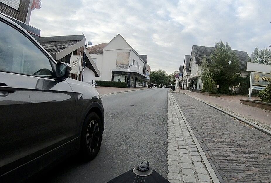 Zu enger Überholvorgang